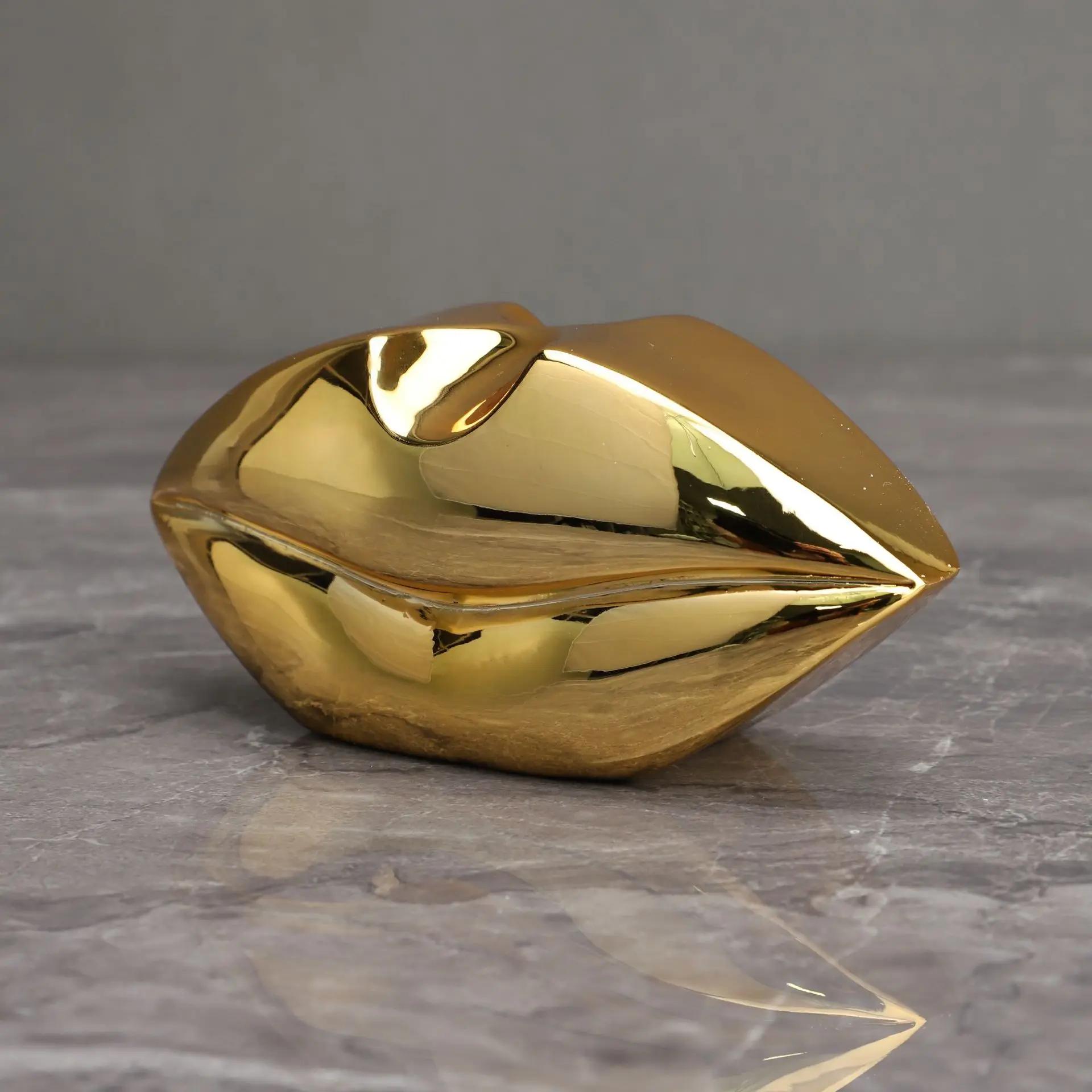 Золотые губы/нога Статуэтка Позолоченные художественные украшения Настольные статуэтки из смолы Скульптура человеческого тела Украшения для дома Аксессуары Современные