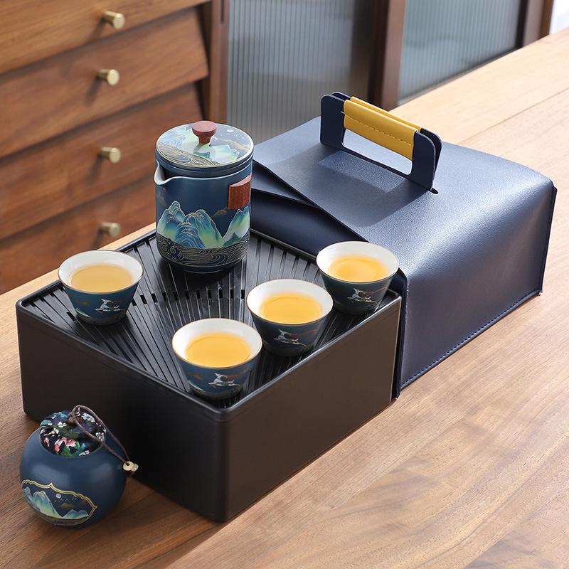 A Thousand Li of Rivers and Mountains Tea Set: Elegant Gift Box for Friends and Elders