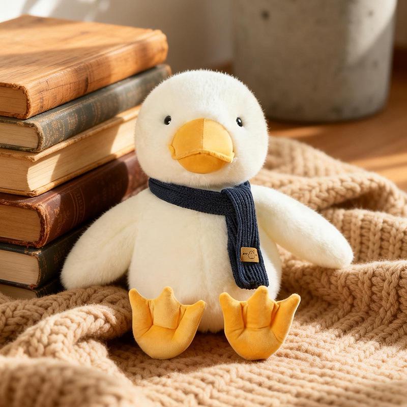 

2026 Adorable Cartoon Plush Duck Doll - Warm, Fluffy Birthday Gift for Girls Small 20cm 0.17kg