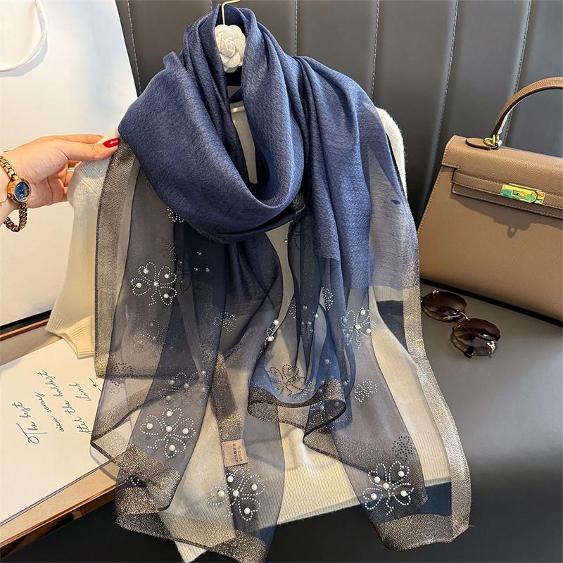 Luksuriøst skinnende blondeskjerf Silke Dame Hijab Myke ullsjal og omslag Stor blomst Tynne skjerf Foulard Kvinne Bufanda Ny