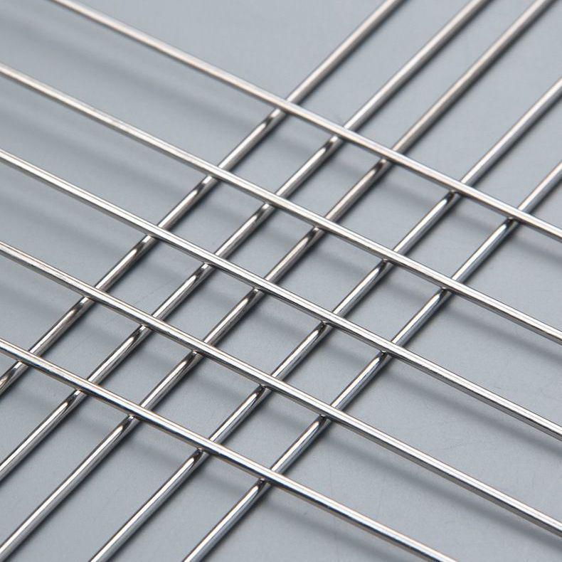Stainless Steel Barbecue Skewers - Ideal for Roasting Lamb, Beef, and More