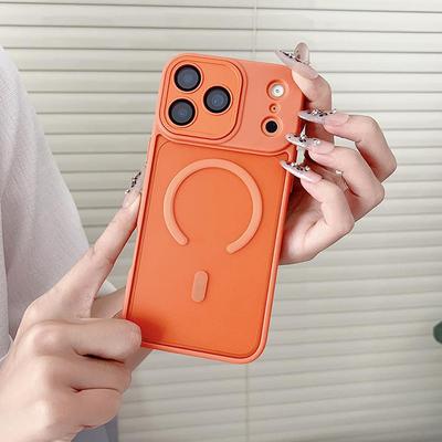 Luxury Armor Shockproof Magnetic forMagsafe Case for iPhone 17 Pro Max Plus Wireless Charge Compatible Matte Translucent PC Capa