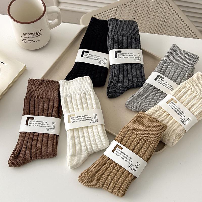 Women's Chunky Knit Cotton Mid-Calf Socks - Thickened, Japanese Style for Autumn/Winter, Versatile and Slimming Slouch Fit.