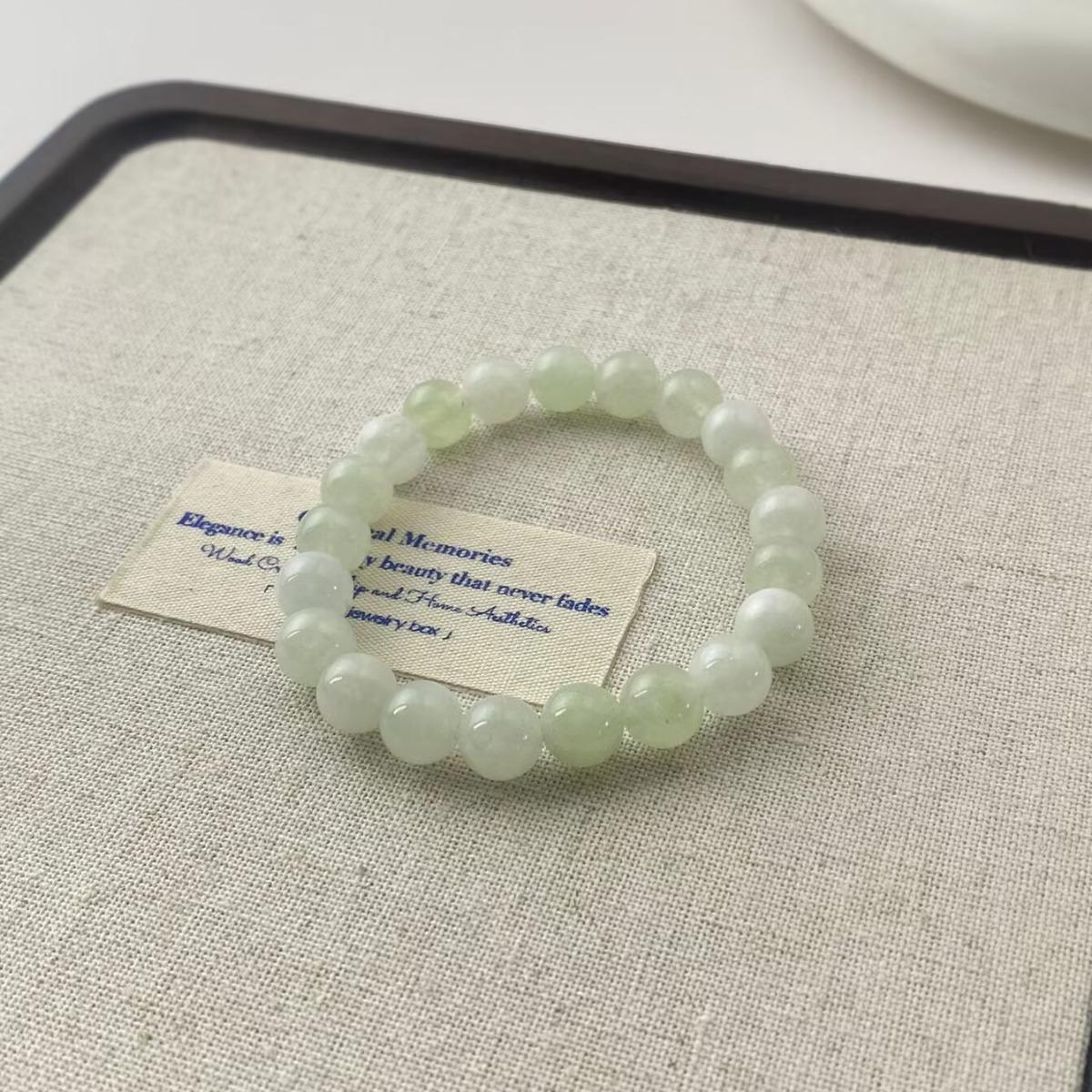 Elegant Green Natural Stone Beaded Bracelet - High-End Design