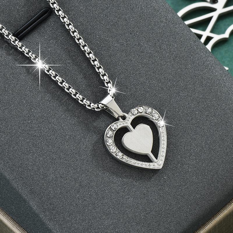 Titanium Steel Love Couple Long Necklace Men And Women Fashion Versatile Punk Men And Women Friends Sweater Chain Tide