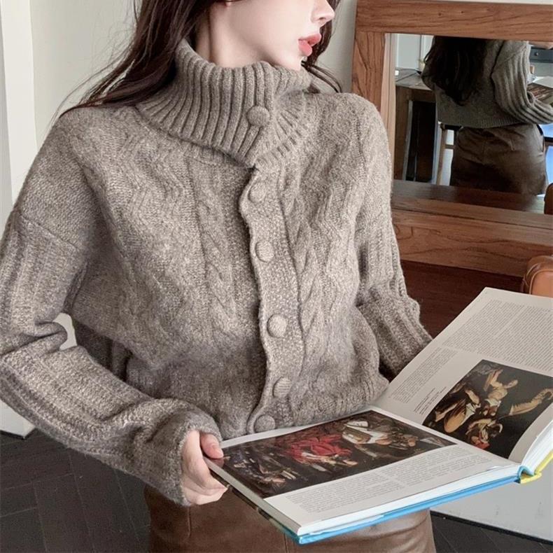 High Neck Sweater Jacket for Women In Autumn and Winter Lazy Design Soft and Loose Short Sleeved Knitted Sweater