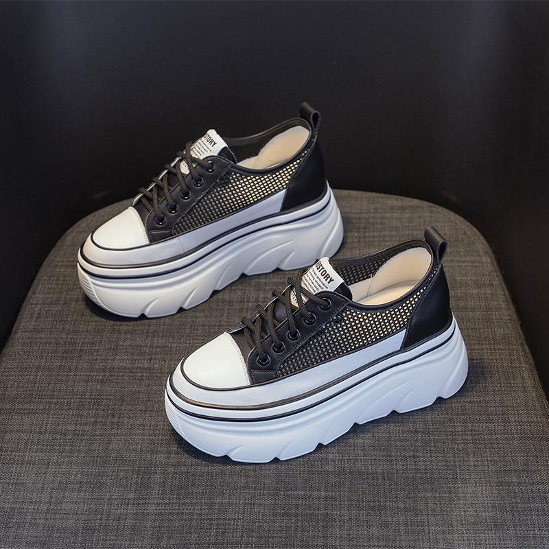 2025 new ins trendy sports and leisure thick-soled breathable leather Forrest Gump dad shoes women's small size height-increasing women's shoes