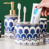 Ensemble de cinq pièces pour lavabo de salle de bain en céramique tasse à bain de bouche en céramique articles de salle de bain accessoires de salle de bain distributeur de savon distributeur de gobelets