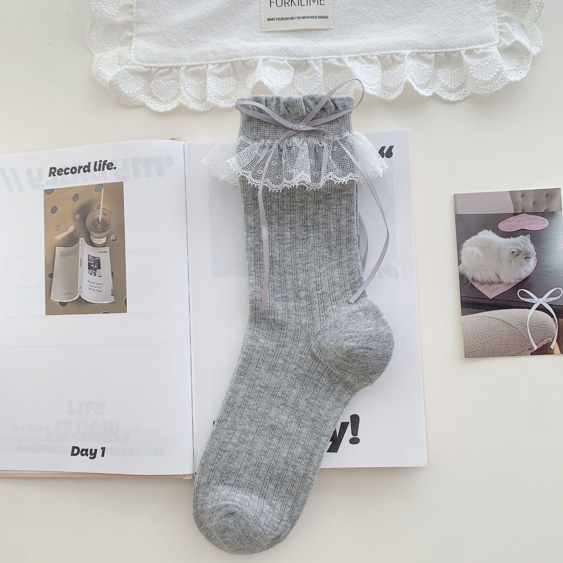 Women s Mid-Calf Ballet Style Socks: Grey Lace Trim with Sweet Bow, Korean-Inspired Summer Fashion One Size серый