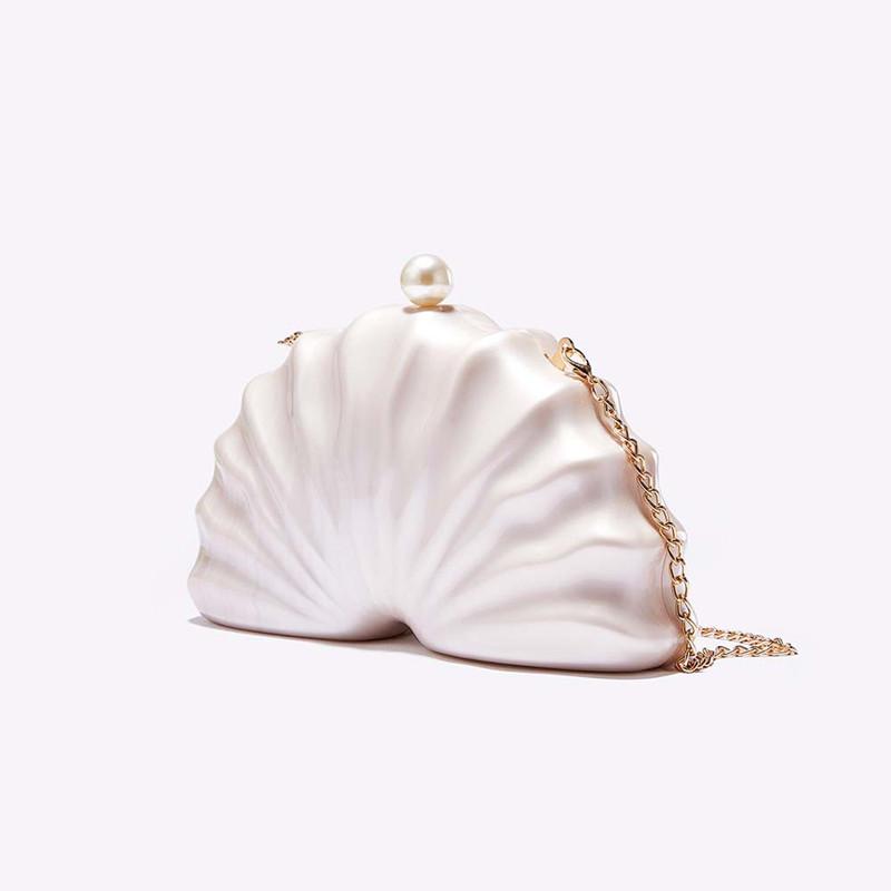 2025 Acrilico Nuova Moda Borsa a Pochette a Forma di Conchiglia Donna Designer Festa Serale Portamonete Carino Lady Matrimonio Borse a Mano con Perle Borsa a Tracolla con Catena