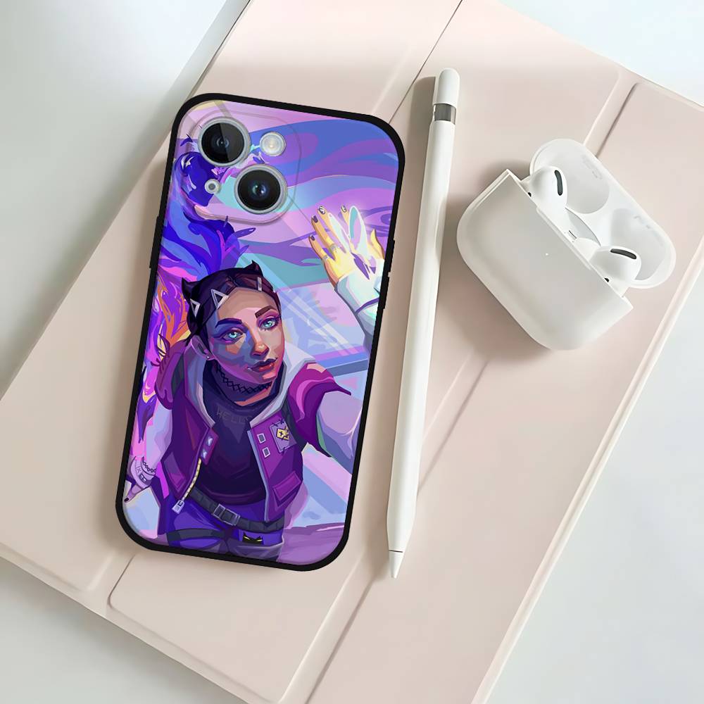 Cute C-Clove V-ValorantS Phone Case Phone Case For IPhone 17 16 15 14 13 12 11 X XR XS Plus Pro Max Mini Soft Black Cover