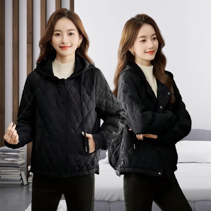 Women's Short Cotton-padded Clothes, New Fashion Padded Jackets, Casual Loose Large-size Cotton-padded Clothes, and Cotton-padded Jackets Are Trendy.
