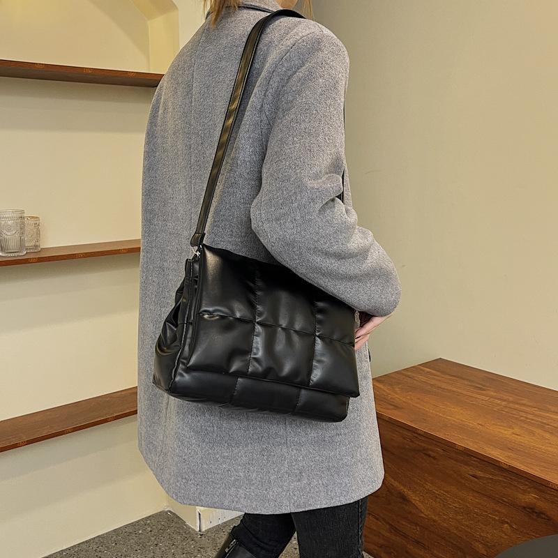 Yogodlns Vintage haftowana torba na ramię w kratę kobieca miękka skórzana torba Crossbody torba z klapką designerska torebka pod pachami