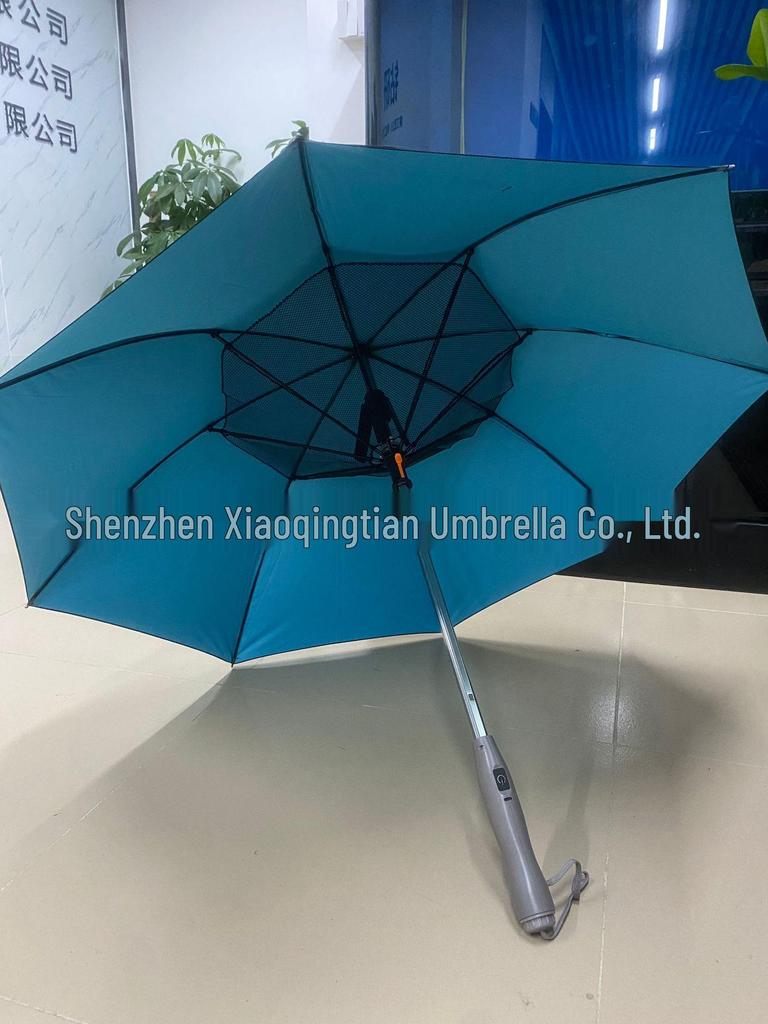 Regenschirm mit eingebautem Ventilator und Nebelkühlung – Sonnenschutz und Wassersprüh-Technologie