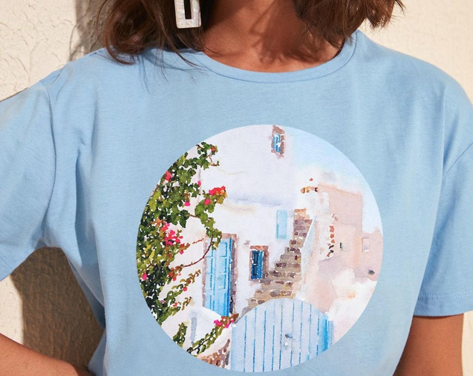 Greece T Shirt, Santorini Tee, Souvenir, Gift for her, Greece, Greek Islands, Santorini, Mykonos, Honeymoon, Summer Tee, Bougainvillea XL
