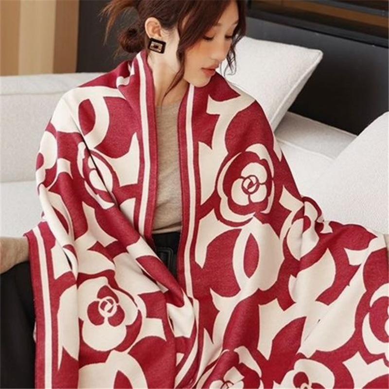 New Rose Flower Imitation Cashmere Scarf for Women in Autumn and Winter Versatile Fashionable and Stylish Thickened Warm Scarf Shawl Outer Wear