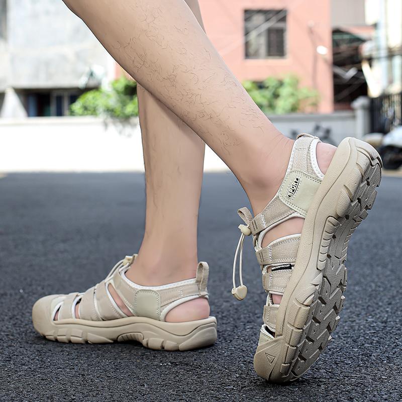 Fashion Summer Comfort Soft Sole Sandals Brand Casual Outdoor Non-slip Mens Leather Sandals Men Retro Hollow Out Breathable Beach Shoes