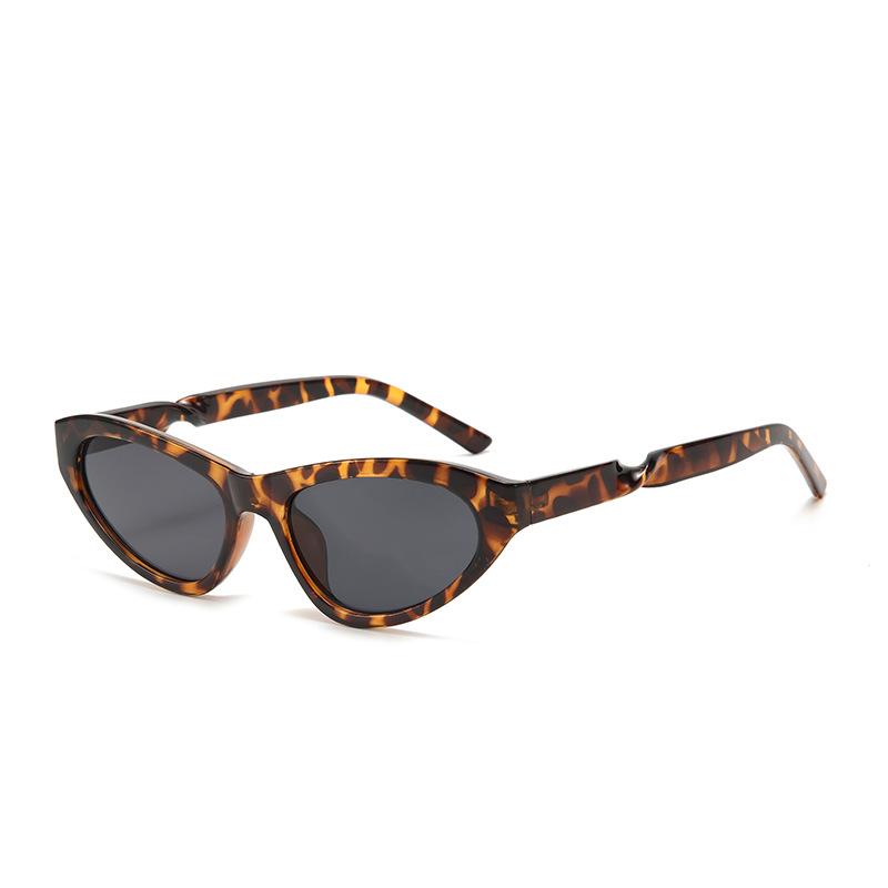 Cat-eye sunglasses with small frames, unique retro fashion sunglasses