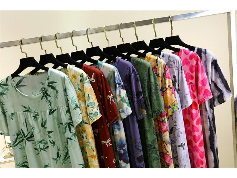 2025 Women's Summer Floral Cotton & Silk Dress - Slimming French Style with Pleated Rayon & Short Sleeves