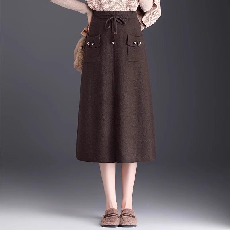 Autumn/Winter 2025 Black High-Waist Wool Knit Midi Skirt with Pockets