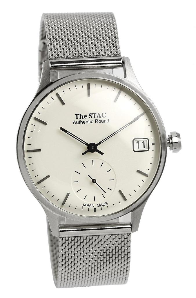 The STAC Authentic Round Classic Watch, Made In Japan, for Men and Women (Bar with Silver Mesh)