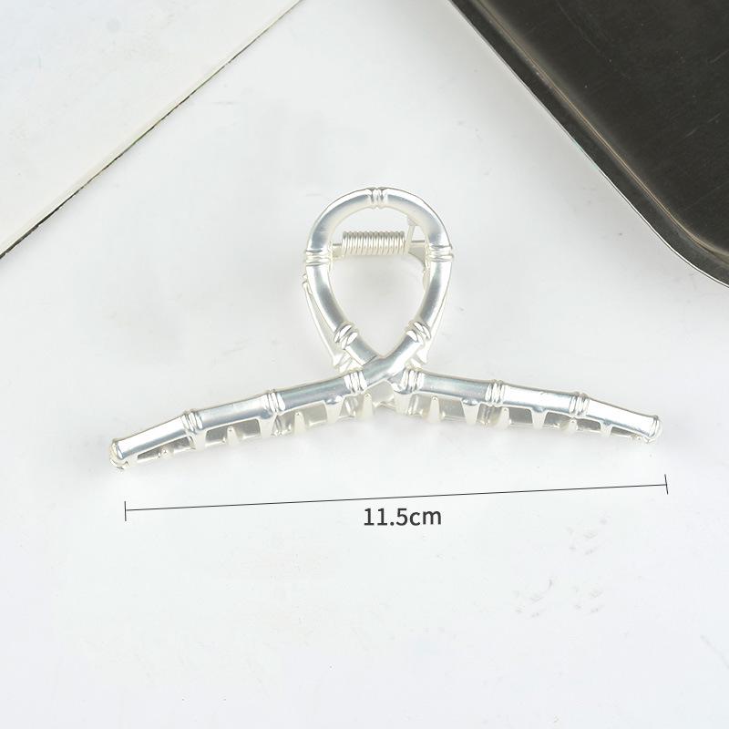 Elegant Korean Shark Metal Hairpin Clip for Stylish Hair