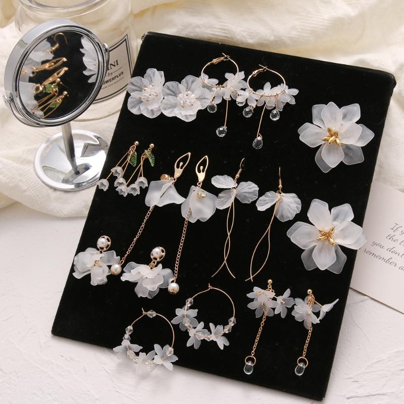 Trendy White Flower Petals Drop Earrings For Women Fashion Elegant Crystal Wedding Earings Gifts