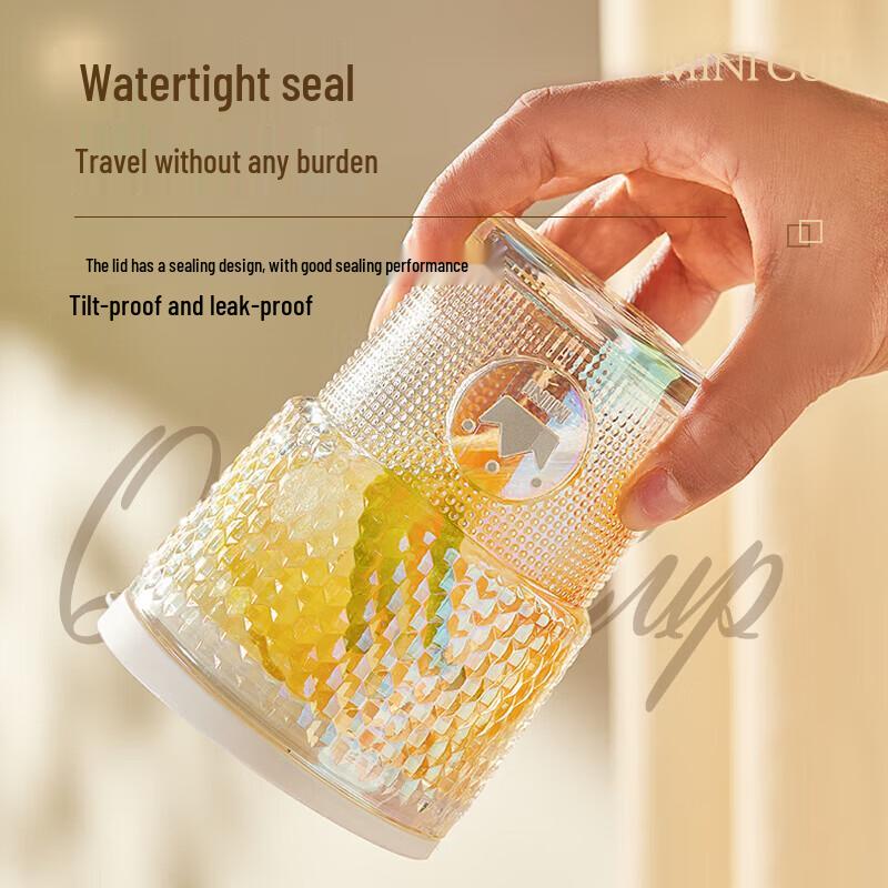 

Bailock Queen s Double-Color Glass Bottle