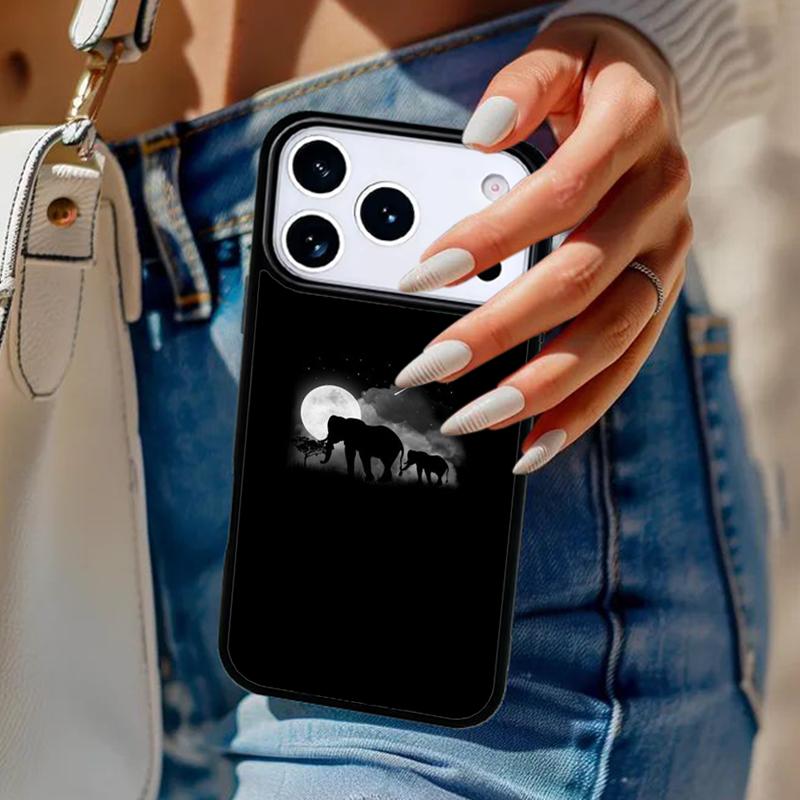 Baby Elephant Moon Phone Case For iPhone 17 Air 14 15 13 12 Max Cover For Apple 14 15 16 16e 11 Pro Max Plus Coque