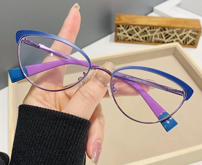 

Classic Blue Light Blocking Cat Eye Glasses Frame Women Fashion Metal Spring Hinge Eyewear Optical Black Red Myopia Glasses -2 0