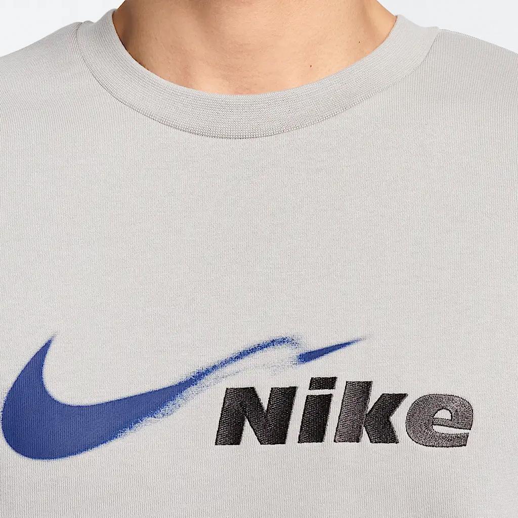 Nike Dri-Fit Track Club Logo Crew Neck Running Long Sleeve Sweatshirt Men Sweatshirt Academy-Grey Blue-Void HV4880-009