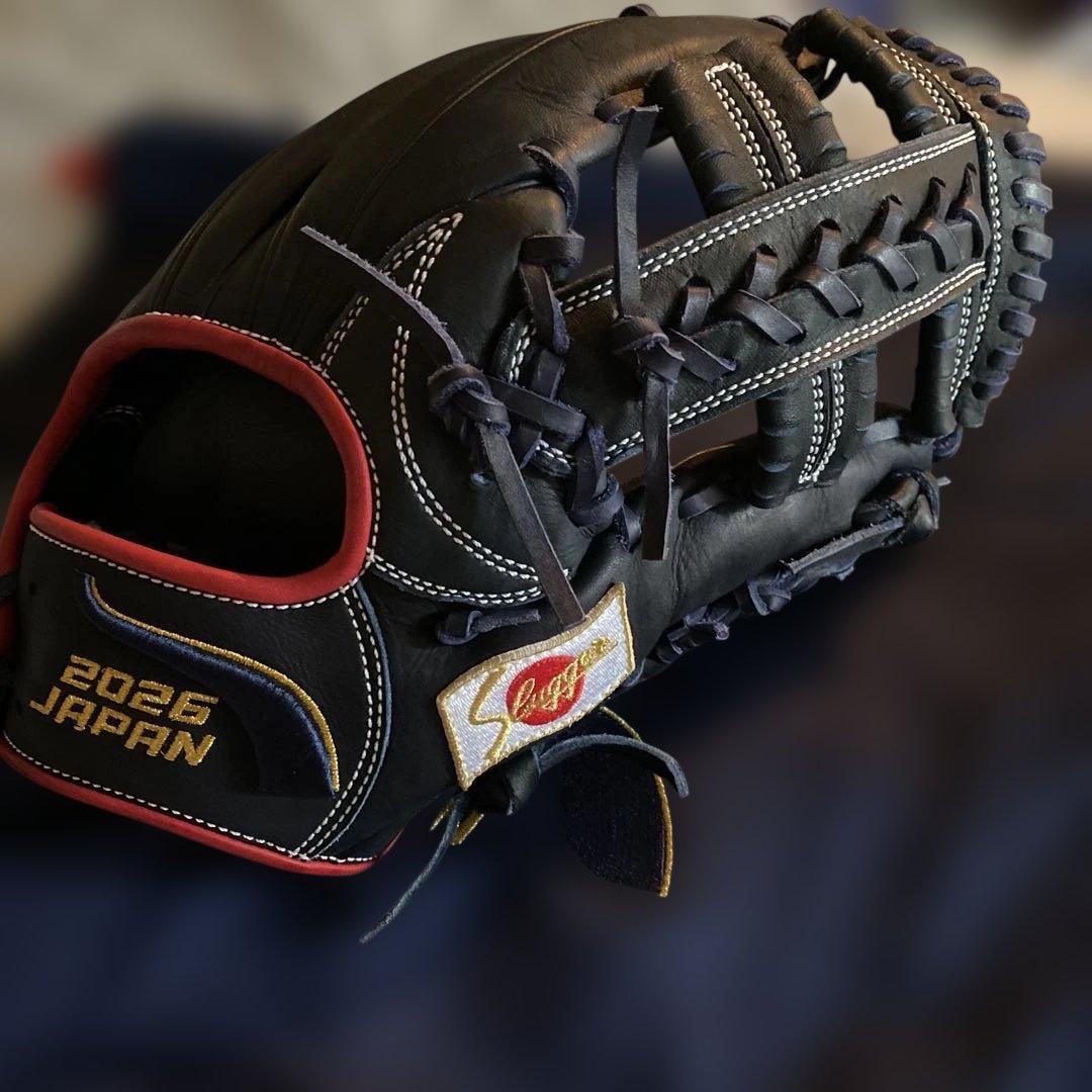 Used Kubota Slugger WBC Model Limited Softball Glove