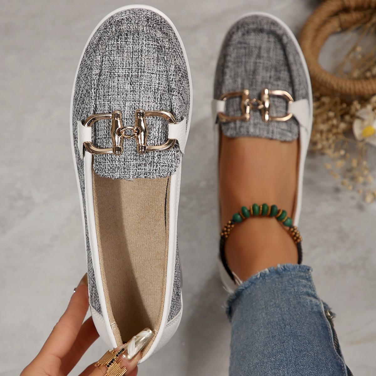 

European and American foreign trade large size flat-bottomed breathable canvas single shoes women s low-top buckle foot shoes wish independent station 36