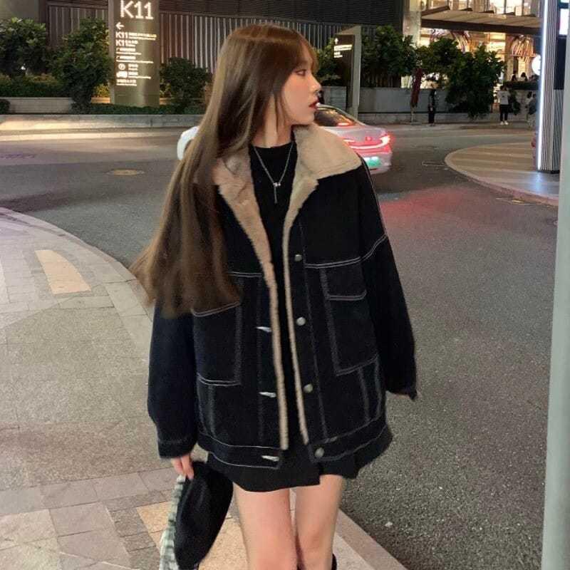 Women's Autumn/Winter Korean Style Lambswool Collar Denim Jacket - Casual, Loose Fit, Plus Velvet Thickening