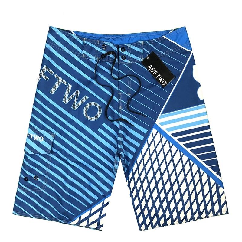 Fitness Sport Übergröße Hose Herren Fünf-Punkt Pfirsichleder Fleece Surfen Schnelltrocknend Coole Farbe Strandhose