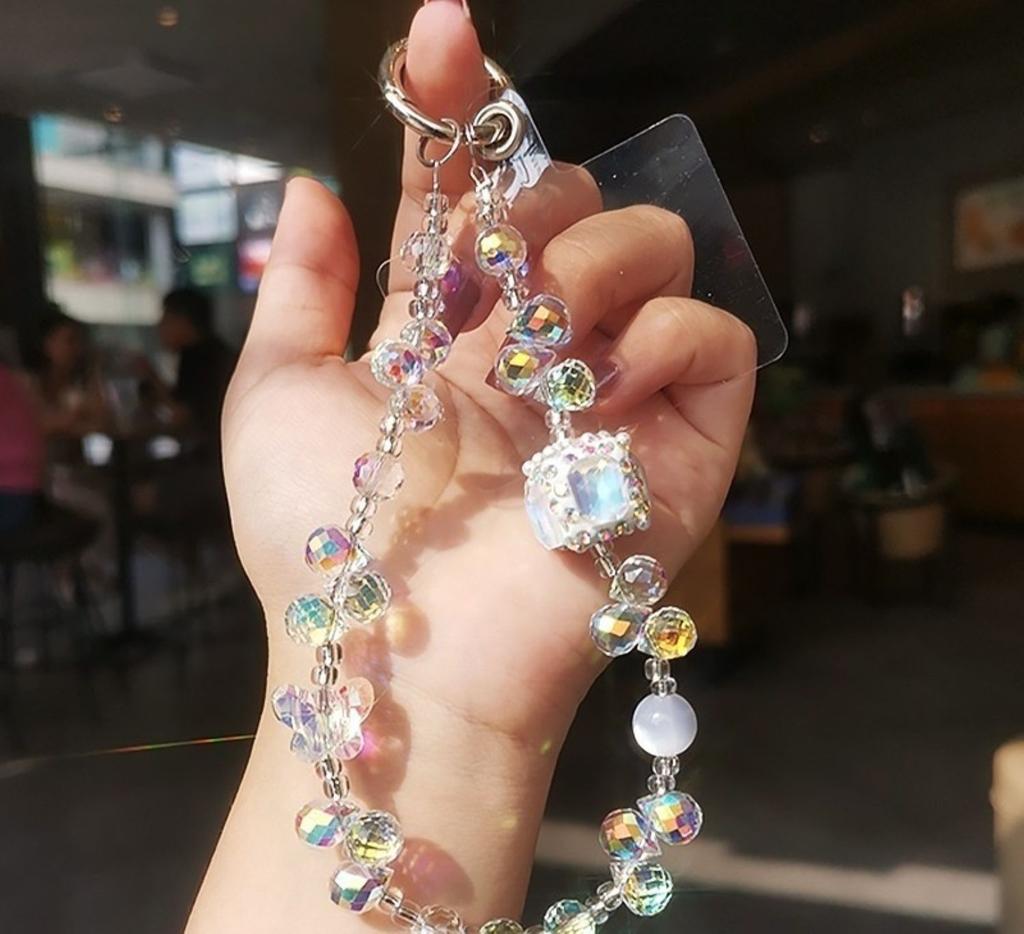 Short Phone Lanyard High-end Light Luxury Bracelet Exquisite Handcrafted Beaded Pendant Ins Women's Hand-held Wrist Pendant