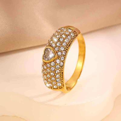 Fashion Star Ring with Heart-shaped Diamond Set In Luxurious Titanium and Steel for Women's Finger Ring