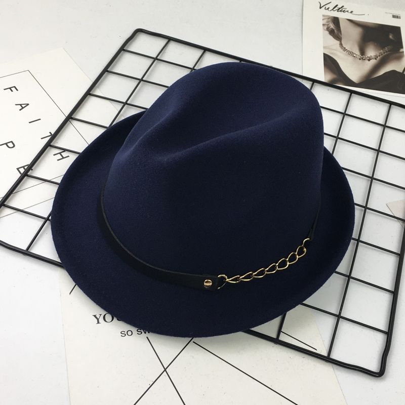 

Chain Decor Fedora Hat for Men Women Korean Style British Retro Bowler Hat for Daily Casual Wear Stage Performance M (56-58cm)