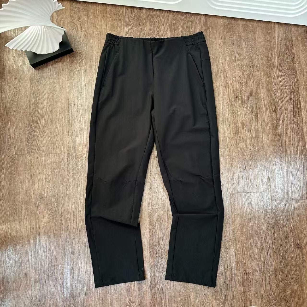 

Стильные уличные ветрозащитные и водоотталкивающие быстросохнущие повседневные брюки с эластичной резинкой на талии XXL