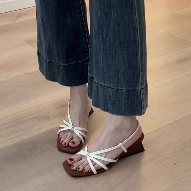 Retro style square head word with sandals women's summer new open-toed skirt sandals women