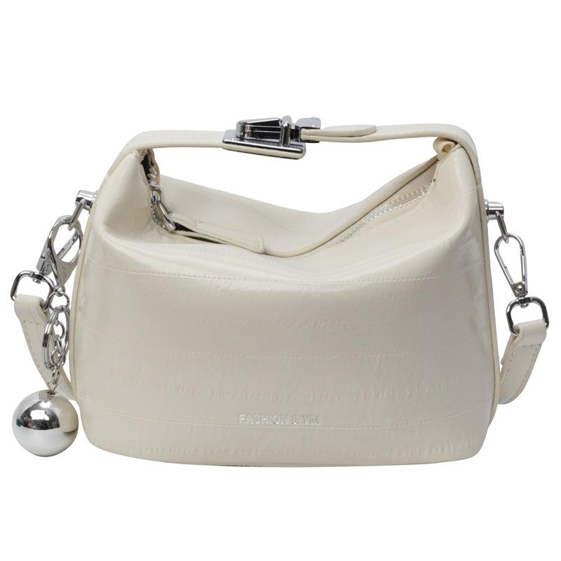 New Trendy Versatile Handbag Fashionable Shoulder Messenger Bag Commuter Women's Bag