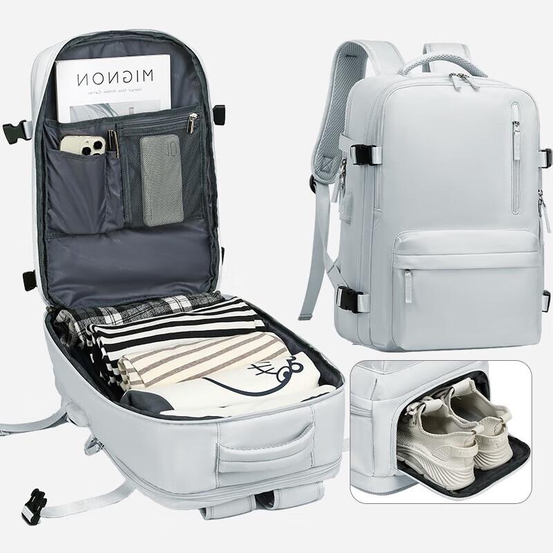 VICTORIATOURIST Travel Laptop Backpack with USB Charging