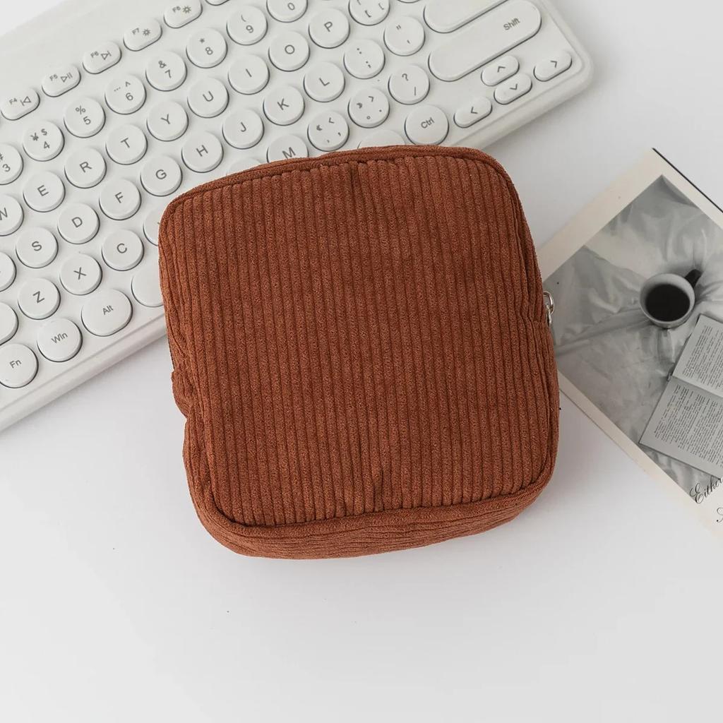 New  Corduroy Makeup Bags Women Cosmetic Bag Clutch Bag Makeup Pouch Sanitary Napkins Bag Coin Purse Coin Pouch Mini Cute Purse