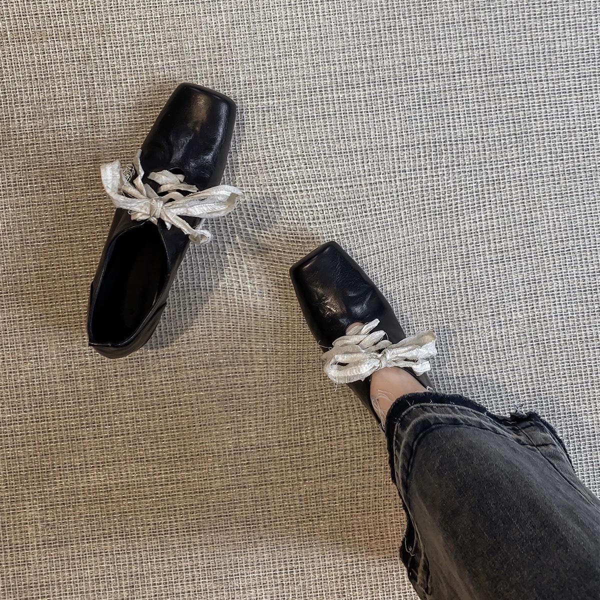 

Leather retro literary and artistic style niche square head strap high-end thick heel single shoes women s 2025 spring new small leather shoes 40 чёрный