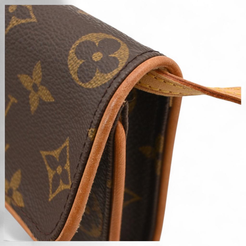 Auth LOUIS VUITTON Monogram Pochette Twin PM Shoulder Bag Brown PVC Canvas Women’s lv6934ce