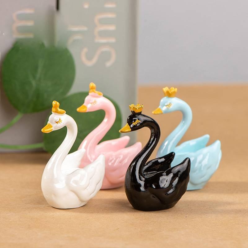 Cute Resin Cartoon Swan Figurines For Miniature Garden And Home Decor