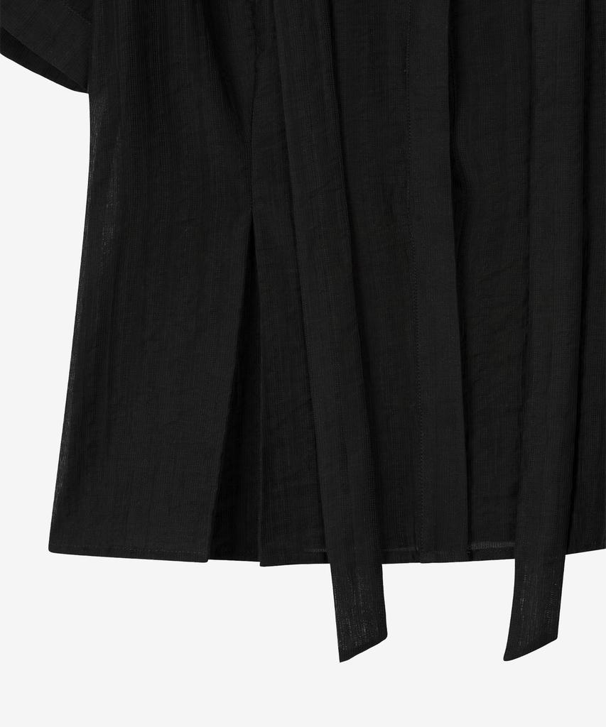 BASIKA Half-Sleeve V-Neck Tie Blouse (Black)