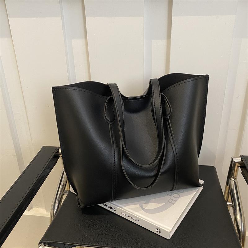 Large-capacity Bag - Stylish Retro Commuter Tote Bag - Simple Single-shoulder Bag