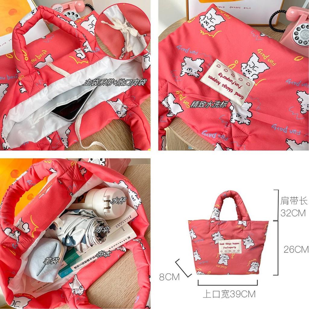 Stylish And Cute Cotton Tote Bag For Moms Featuring Lovely Floral Patterns And Practical Design