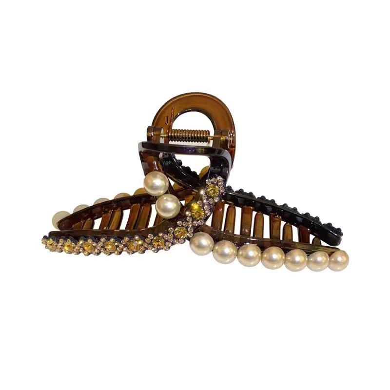 High-End Rhinestone Hair Claw: Sparkling Korean-Style Large Hair Clip for Women